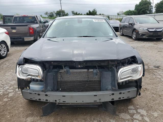 Photo 5 from auction – 2017 CHRYSLER 300 LIMITE with VIN 2C3CCAAG7HH593678