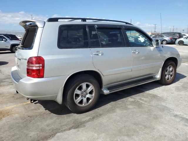 Photo 3 from auction – 2003 TOYOTA HIGHLANDER with VIN JTEGF21A030095353