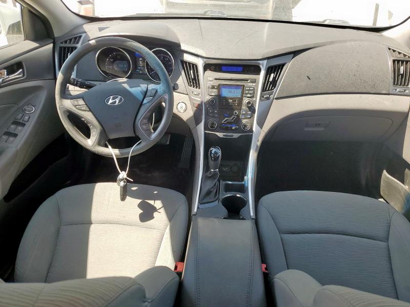 Photo 8 from auction – 2011 HYUNDAI SONATA HYB with VIN KMHEC4A45BA001627