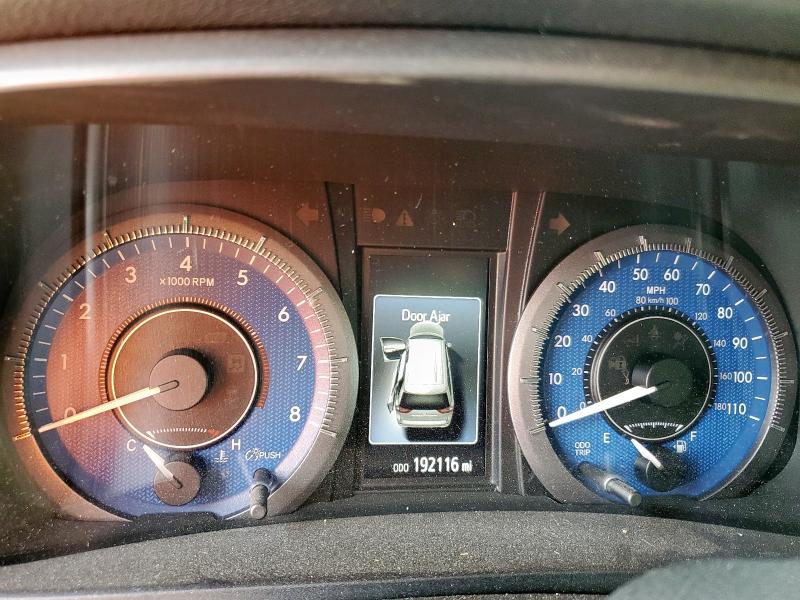 Photo 9 from auction – 2015 TOYOTA SIENNA XLE with VIN 5TDYK3DC7FS643776