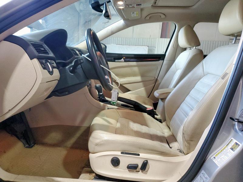 Photo 7 from auction – 2014 VOLKSWAGEN PASSAT SEL with VIN 1VWCN7A38EC044735