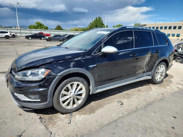 VOLKSWAGEN GOLF ALLTR 2018 with VIN 3VWH17AU2JM759397 - Photo from auction