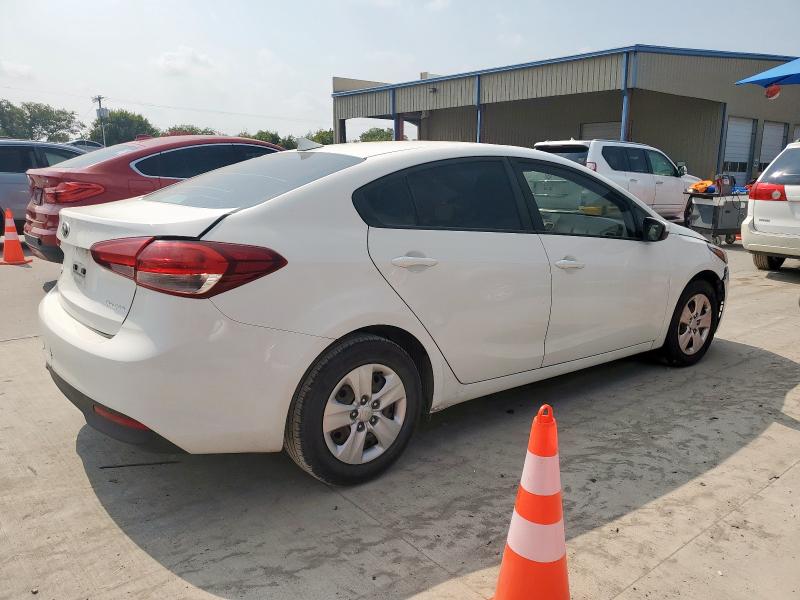 Photo 3 from auction – 2017 KIA FORTE with VIN 3KPFK4A78HE093764