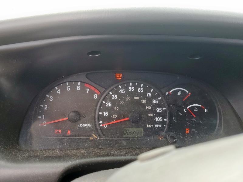 Photo 9 from auction – 1999 CHEVROLET TRACKER with VIN 2CNBJ13CXX6913167