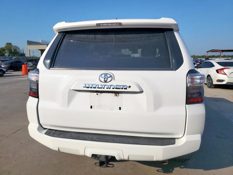 Photo 6 from auction – 2016 TOYOTA 4RUNNER SR with VIN JTEZU5JR0G5125899