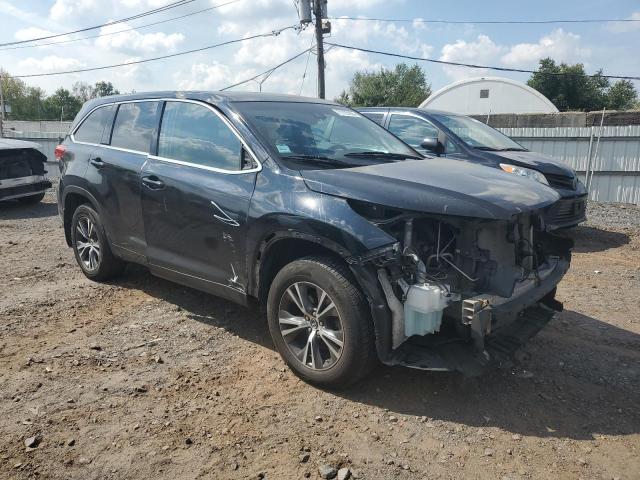 Foto 4 de la subasta – 2018 TOYOTA HIGHLANDER con VIN 5TDBZRFH1JS899871