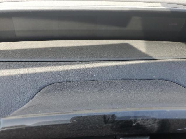 Photo 9 from auction – 2018 TOYOTA PRIUS with VIN JTDKBRFU4J3583447