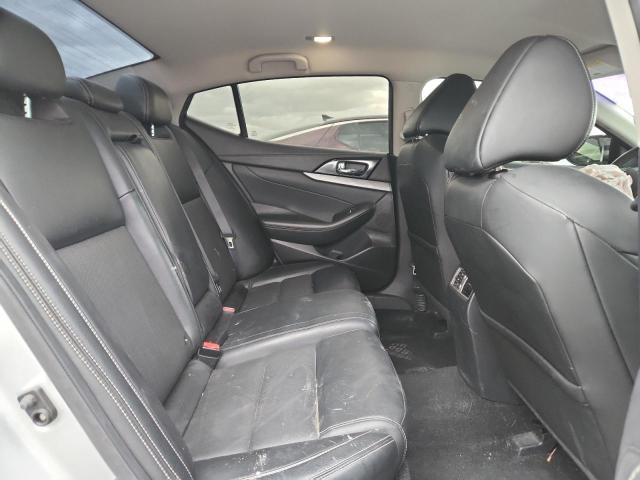 Photo 10 from auction – 2017 NISSAN MAXIMA 3.5S with VIN 1N4AA6AP9HC426785