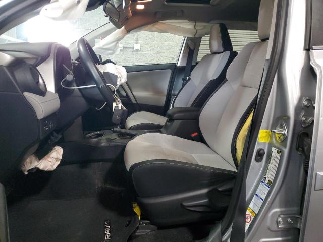 Photo 7 from auction – 2017 TOYOTA RAV4 XLE with VIN 2T3RFREV1HW640921