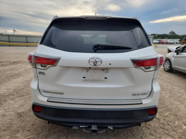 Photo 6 from auction – 2016 TOYOTA HIGHLANDER XLE with VIN 5TDJKRFH3GS319562
