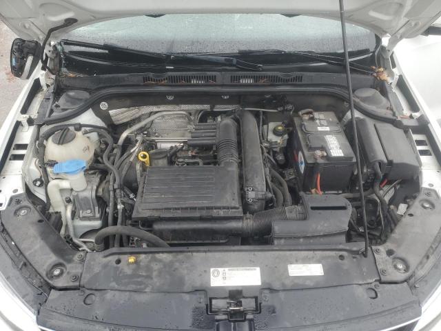 Photo 11 from auction – 2017 VOLKSWAGEN JETTA SE with VIN 3VWDB7AJ0HM305936
