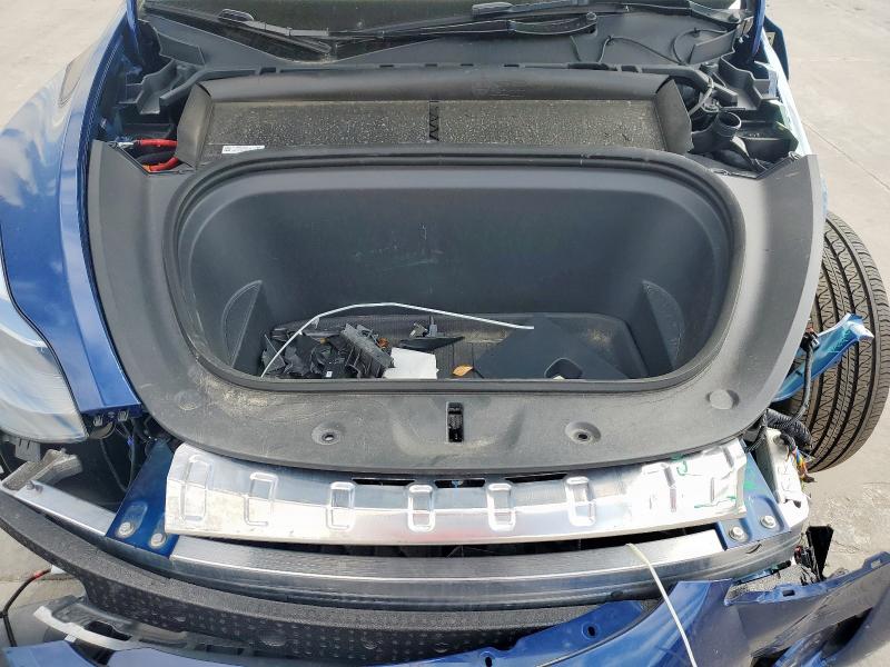Photo 11 from auction – 2024 TESLA MODEL Y with VIN 7SAYGDEE2RA328738