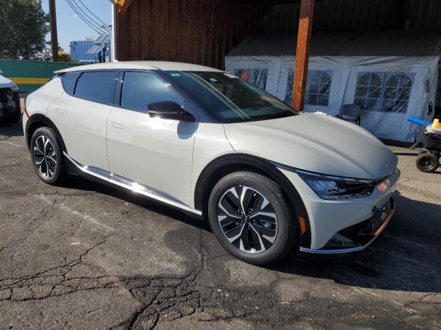 Photo 4 from auction – 2022 KIA EV6 LIGHT with VIN KNDC34LA2N5080959