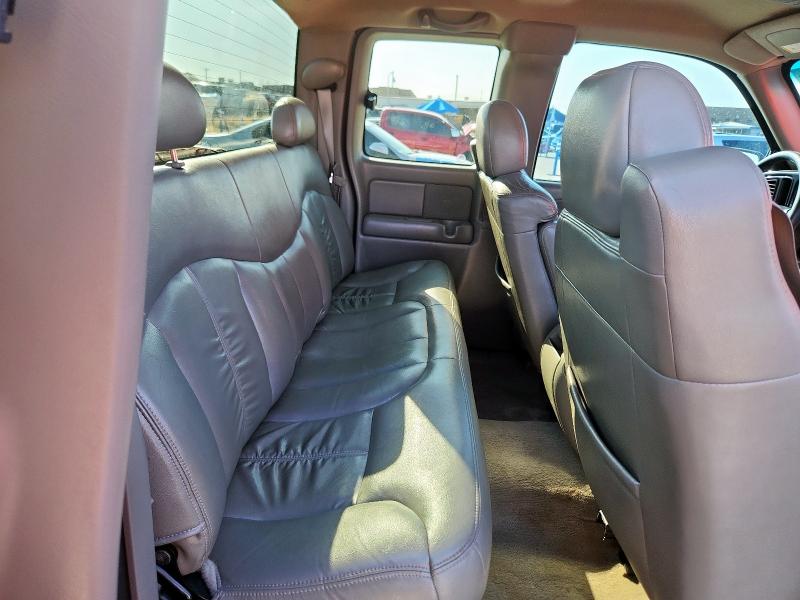 Photo 10 from auction – 2001 CHEVROLET SILVERADO with VIN 2GCEC19T211154439