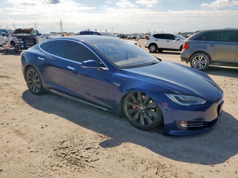Photo 4 from auction – 2016 TESLA MODEL S with VIN 5YJSA1E42GF145883