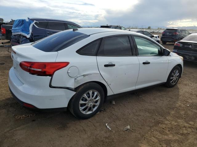 Photo 3 from auction – 2016 FORD FOCUS S with VIN 1FADP3E27GL325641