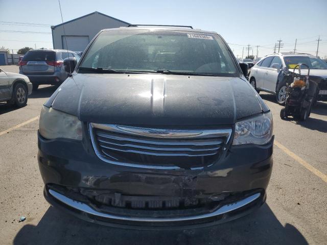 Photo 5 from auction – 2013 CHRYSLER TOWN & COU with VIN 2C4RC1BGXDR683979