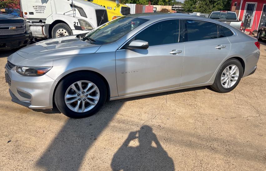 Photo 2 from auction – 2017 CHEVROLET MALIBU LT with VIN 1G1ZE5ST3HF168942