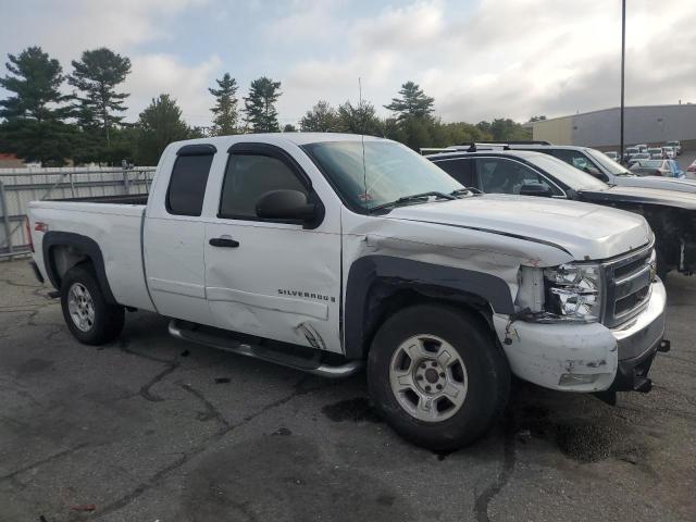 Photo 4 from auction – 2007 CHEVROLET SILVERADO with VIN 2GCEK19CX71677459