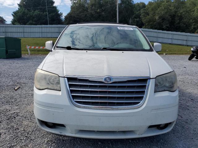 Photo 5 from auction – 2010 CHRYSLER TOWN & COU with VIN 2A4RR5D1XAR461284