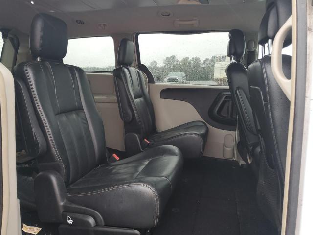 Photo 11 from auction – 2014 CHRYSLER TOWN & COU with VIN 2C4RC1BG2ER126243