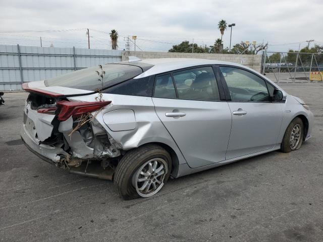 Photo 3 from auction – 2018 TOYOTA PRIUS PRIM with VIN JTDKARFP3J3097130