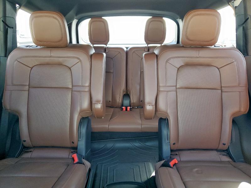 Photo 10 from auction – 2023 LINCOLN AVIATOR RE with VIN 5LM5J7XC9PGL00920