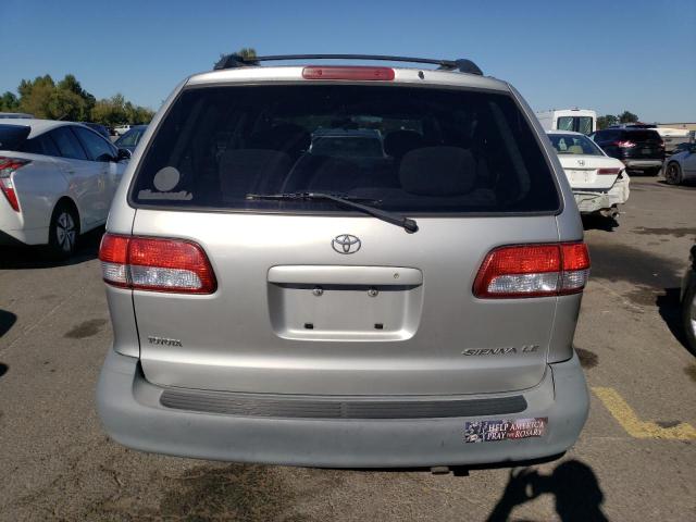 Photo 6 from auction – 2002 TOYOTA SIENNA LE with VIN 4T3ZF13C32U442514