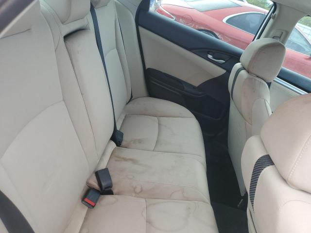 Photo 10 from auction – 2018 HONDA CIVIC EX with VIN 19XFC2F77JE001026