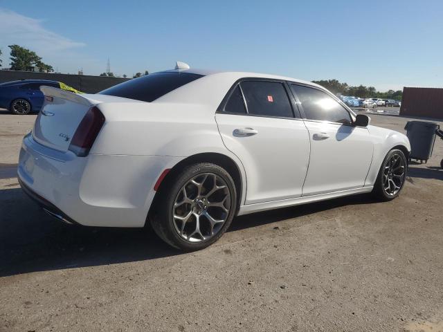 Photo 3 from auction – 2018 CHRYSLER 300 S with VIN 2C3CCABG4JH154328