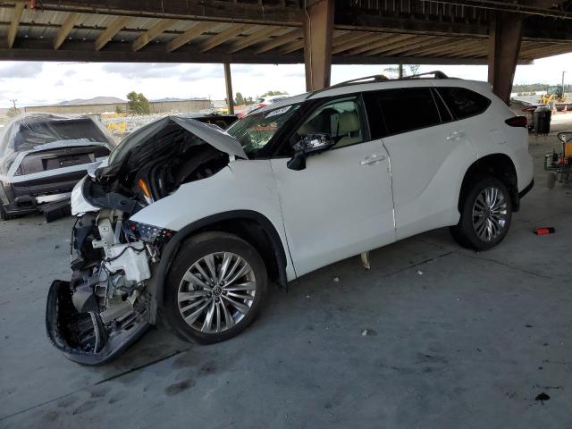 TOYOTA HIGHLANDER 2023 with VIN 5TDKDRBH5PS509450 - Photo from auction