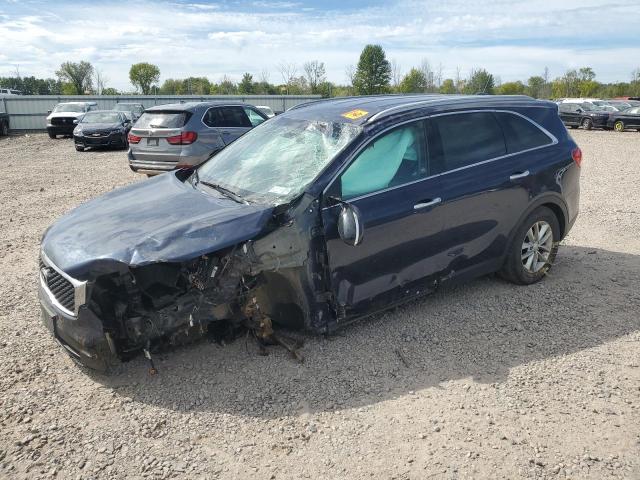 KIA SORENTO LX 2017 with VIN 5XYPGDA38HG322434 - Photo from auction