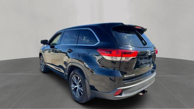 Photo 2 from auction – 2018 TOYOTA HIGHLANDER with VIN 5TDBZRFH5JS818211
