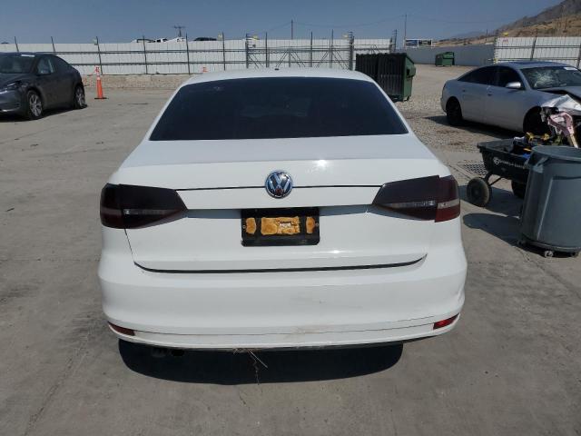 Photo 6 from auction – 2018 VOLKSWAGEN JETTA S with VIN 3VW2B7AJ4JM237606