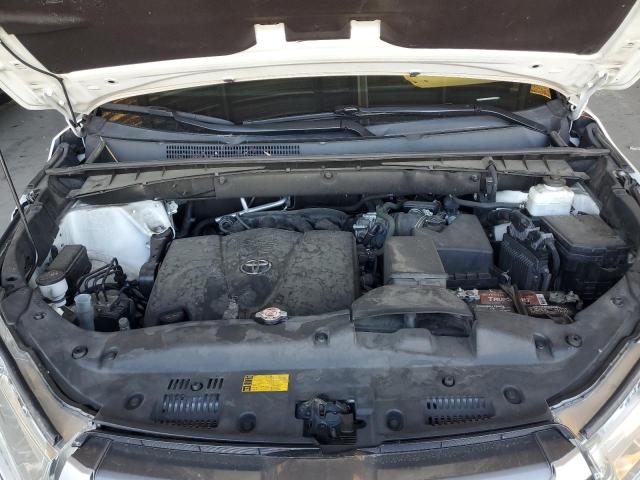 Photo 12 from auction – 2019 TOYOTA HIGHLANDER LE with VIN 5TDBZRFH4KS958445