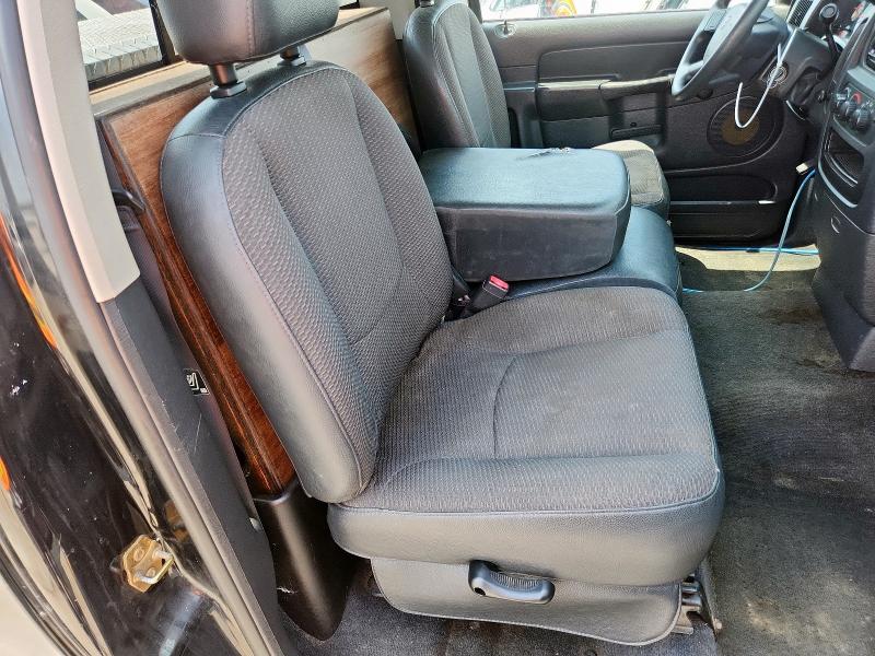 Photo 10 from auction – 2005 DODGE RAM 1500 S with VIN 1D7HA16N05J568328