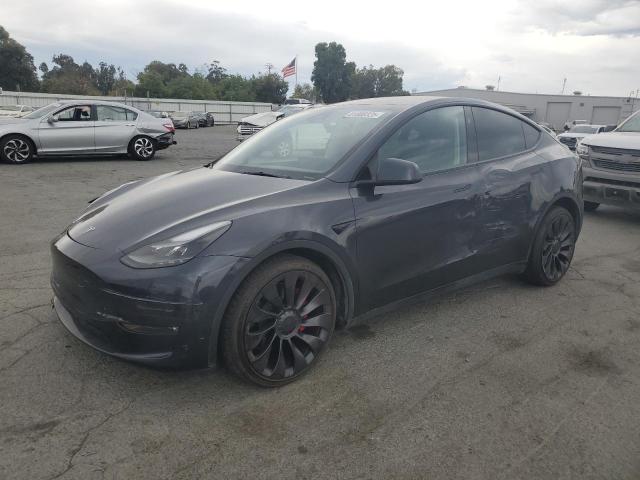 TESLA MODEL Y 2024 with VIN 7SAYGDEF4RF027593 - Photo from auction