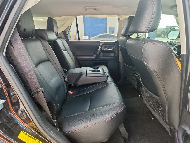 Photo 11 from auction – 2020 TOYOTA 4RUNNER SR with VIN JTEBU5JR6L5787210