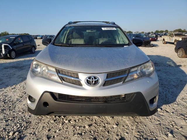 Photo 5 from auction – 2015 TOYOTA RAV4 LE with VIN JTMBFREV6FJ042594