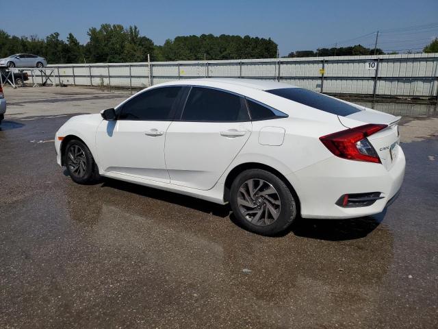 Photo 2 from auction – 2018 HONDA CIVIC LX with VIN 2HGFC2F63JH042606