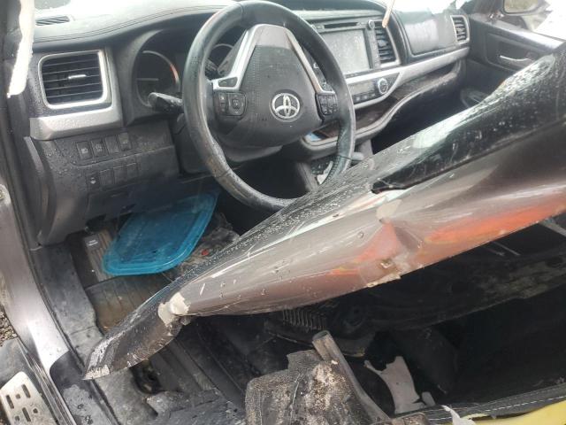Photo 8 from auction – 2019 TOYOTA HIGHLANDER with VIN 5TDJZRFH3KS591274
