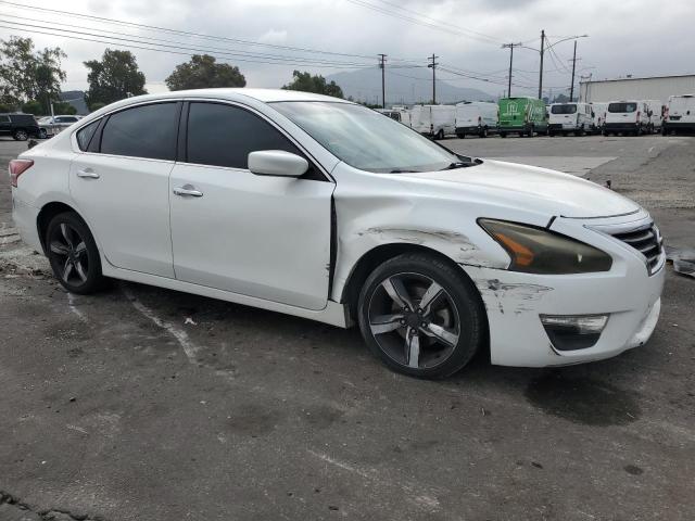 Photo 4 from auction – 2013 NISSAN ALTIMA 2.5 with VIN 1N4AL3AP1DN531442
