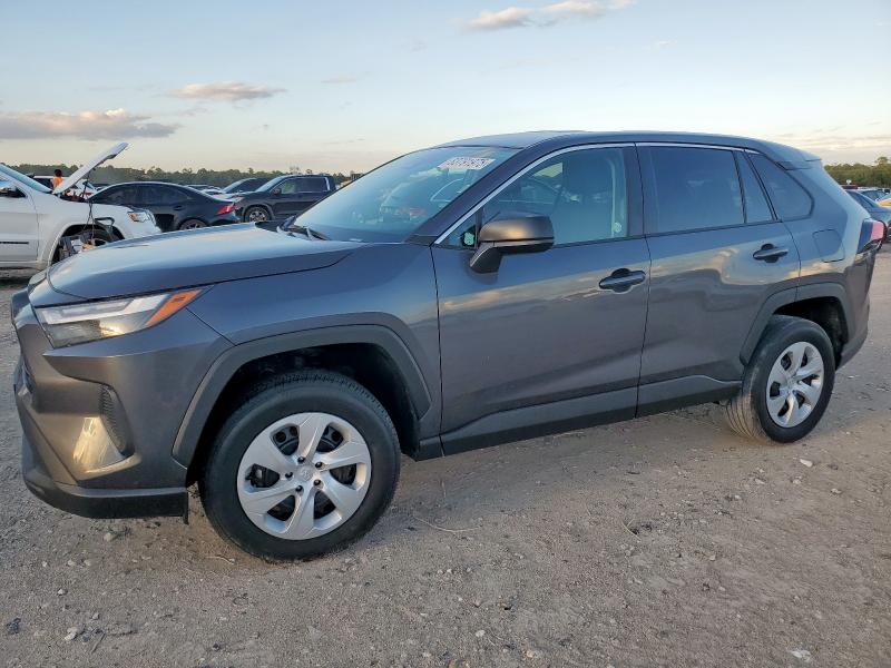 TOYOTA RAV4 LE 2025 with VIN 2T3F1RFV5SW527979 - Photo from auction