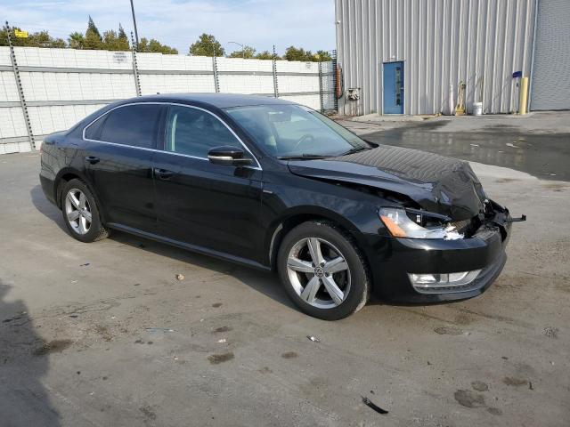 Photo 4 from auction – 2015 VOLKSWAGEN PASSAT S with VIN 1VWAT7A34FC101334