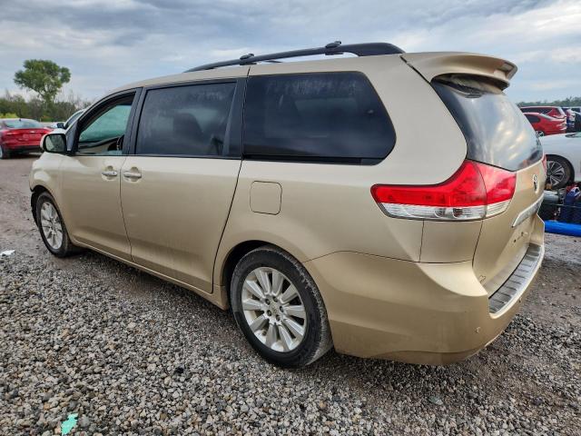 Photo 2 from auction – 2011 TOYOTA SIENNA XLE with VIN 5TDYK3DC6BS029912