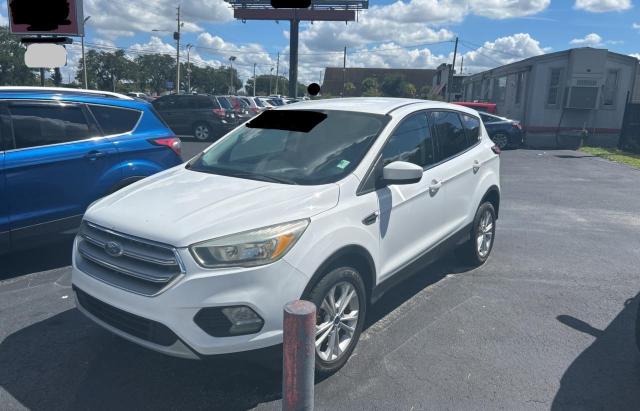 Photo 2 from auction – 2017 FORD ESCAPE SE with VIN 1FMCU9GD6HUB90174