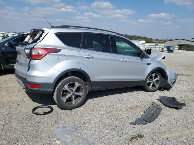 Photo 3 from auction – 2017 FORD ESCAPE SE with VIN 1FMCU0GD6HUB59261