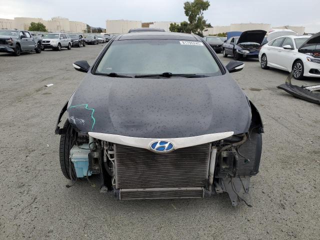 Photo 5 from auction – 2011 HYUNDAI SONATA HYBRID with VIN KMHEC4A46BA014273