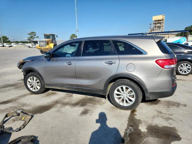 Photo 2 from auction – 2018 KIA SORENTO LX with VIN 5XYPG4A35JG401808
