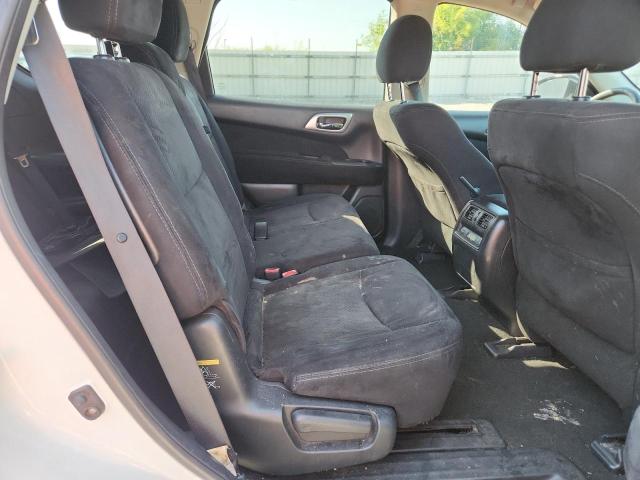 Photo 11 from auction – 2015 NISSAN PATHFINDER with VIN 5N1AR2MN2FC669112